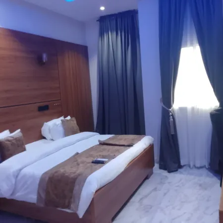 Rhocharls Hotel and Suites