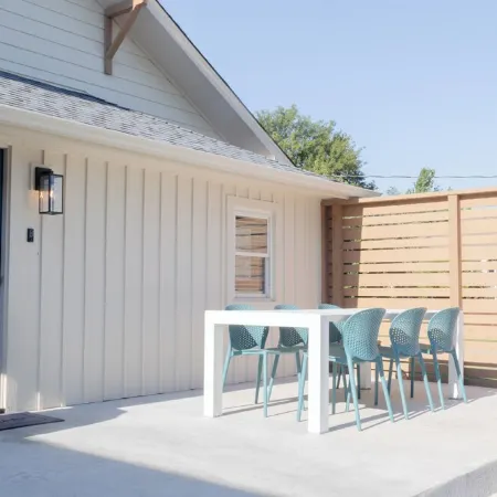Charming Restored Craftsman-Walk to Dining-Shops- in Rose District