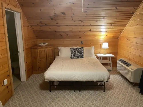 Limestone Landing - Pool, firepit, covered patio, & more! Hotels in Kelleys Island