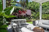 Vaucluse/Watsons Bay Beach House: 4 bedroom beach villa 보클루즈 하우스 주변 호텔