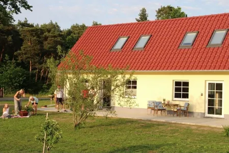 Lakeland vacation home in Geierswalde - House "Senftenberger See" Отели в г. Гайерсвальде