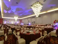 Istana Hotel