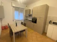 Charming 2-bedroom apartment with WiFi, AC in quaint Colonno Colonno 호텔