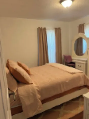 Brilliant 4-bedroom house with AC in Arvada! Family and Pet friendly,