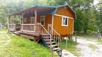 "Laurentius" cozy one room cabin on a Koi Pond