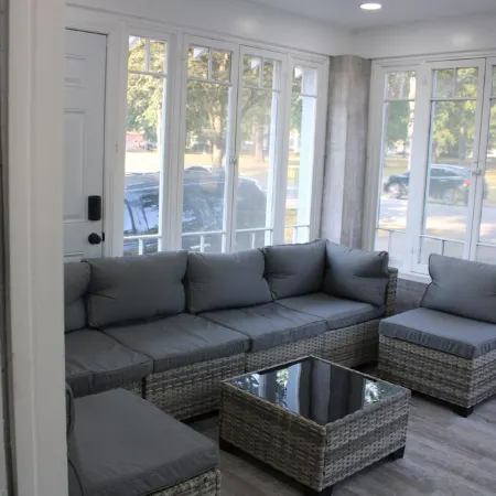 Spacious, Fully Remodel 4-bedroom house 2.5 bathroom in charming Carthage