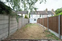 Traditional home with a modern charm Hotels in Stone