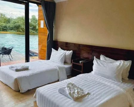 Heun Phea Meuang Feuang Riverside2 Hoteles en Feuang