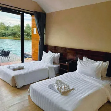 Heun Phea Meuang Feuang Riverside2 Hotels near ເຮືອນແພເມືຶອງເຟືອງນິຍົມ Meung Feung Ni Yome