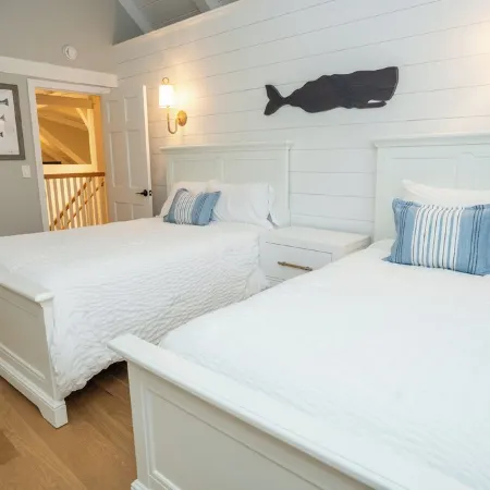 All-New Coastal Luxury Near CBI & Beaches, Dog-Friendly