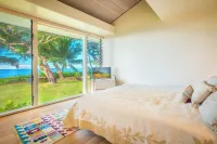 Ocean Views and Lush Gardens - Luxurious Beachfront Haven Hotels in Kalihiwai