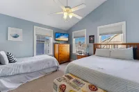 BBQ Grill and Outdoor Shower with Modern Kitchen - Beautiful Coastal Haven