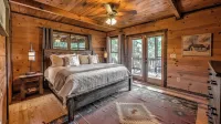 "A Point of View" - Cozy Cabin. Long Range View. All paved roads.