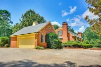 2 Mi to Main St Thomasville: Family Home w/ Games - Wifi