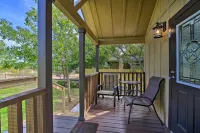Fredericksburg Cottage ~ 1 Mile to Main Street! - Maalaistalo