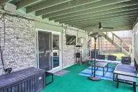 Movie Room and Private Pool Richardson Retreat