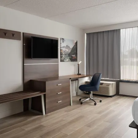 Days Hotel by Wyndham Williamsburg I-64