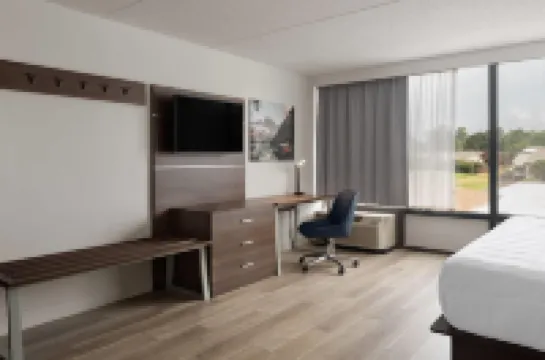 Days Hotel by Wyndham Williamsburg I-64