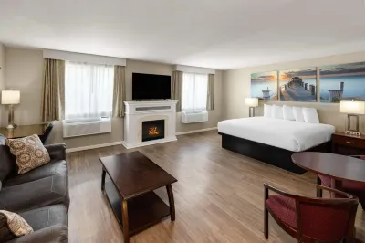 Days Inn by Wyndham Mountain Home Отели в г. 