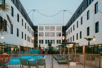 The Social Hub Bologna - piscina