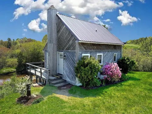 Bike, hike, kayak Acadia cottage