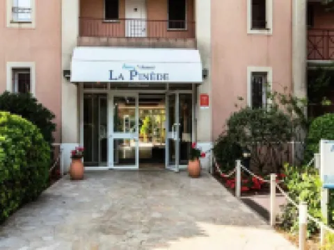 Residence La Pinede apartments