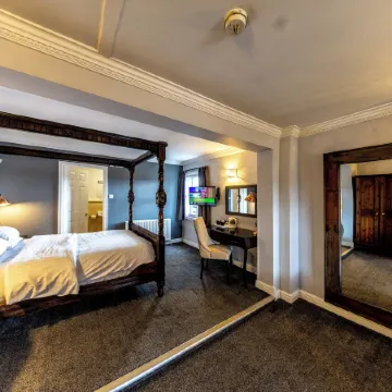 The Lion Hotel