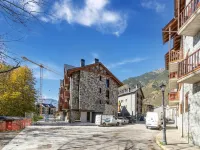 Stone Chalet near Benasque and Scenic Lake Hotels in Benasque