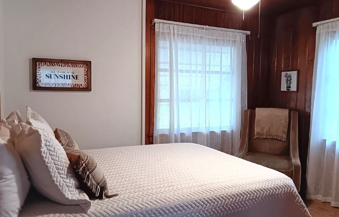 Briarcliff Cottage · Cozy 1950s Home Near Downtown
