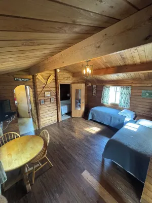 Virginian Resort - Homestay