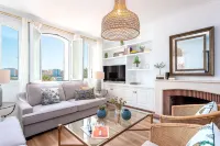 Stunning Penthouse with Large Private Terrace. Plaza Marina 馬拉加住宿飯店