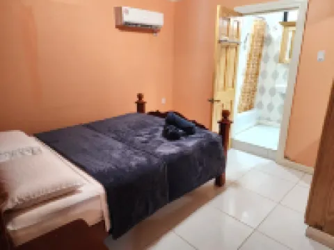 Ideal Executive Suites فنادق في جورج تاون