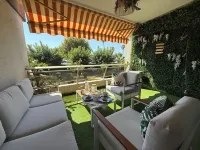 Beach Studio in Golfe-Juan with Sea View, Parking Near Cannes, Antibes