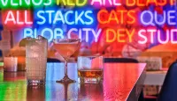 Graduate by Hilton Cincinnati - bar