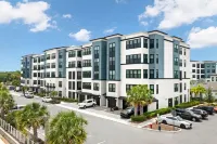 Landing Tampa Westshore - Condos