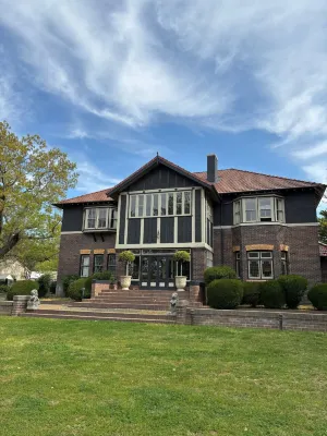 Lindsay House Guesthouse