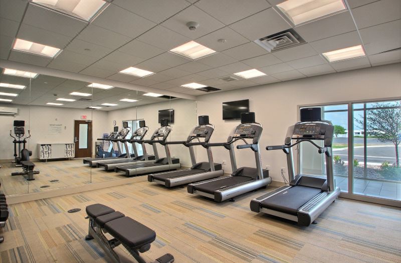 Holiday Inn Express & Suites Fond DU LAC by IHG photo 4