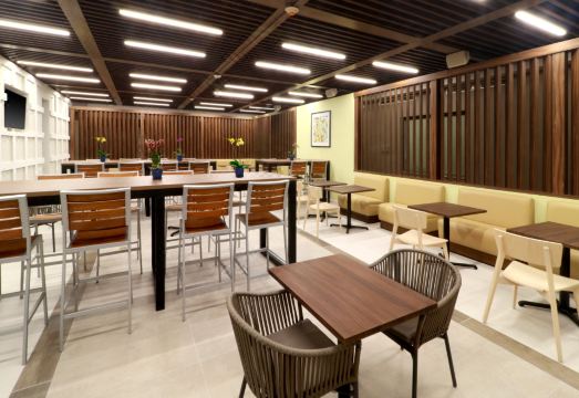 홀리데이 인 익스프레스 & 스위트 플라야 델 카르멘 바이 IHG