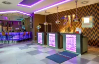 โรงแรมเลโอนาร์โด ดอร์ทมุนด์ - ที่มีบาร์
