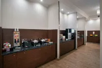 奧爾巴尼市中心費爾菲爾德客房及套房 - 早餐