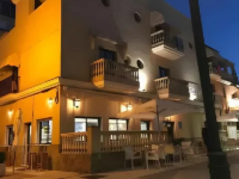 Macavi Hotels in Rota