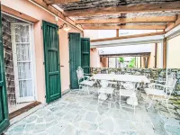 Carlotta - Homestays