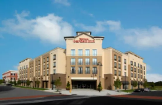 힐튼 가든 인 샬럿/아일슬리 샬럿 호텔