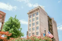 The Esquire Hotel Downtown Gastonia, Ascend Hotel Collection Hotels in Gastonia