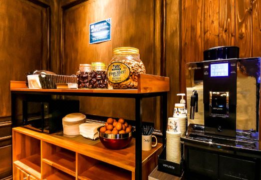 서와 호텔 로비