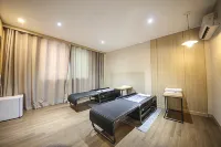 ザ ファースト ホテル