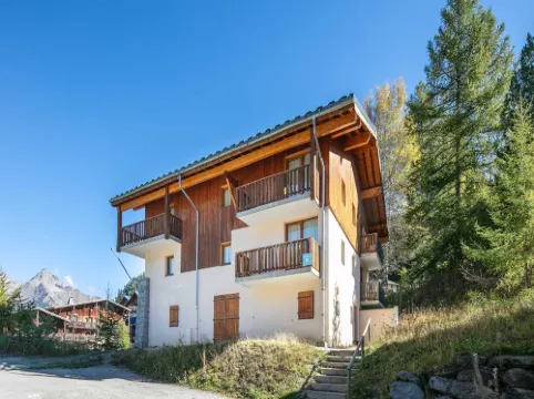 Cosy apartment in the mountains in Valfrejus