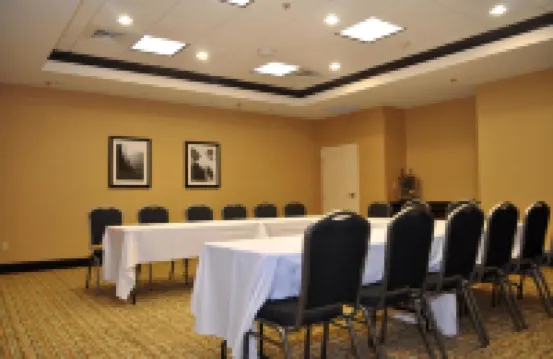 Homewood Suites by Hilton Fort Wayne Hotels in Aboite Township