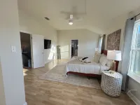 Denise Dr