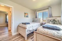 Bright Wyoming Retreat w/ Deck & Mountain Views! - homestay